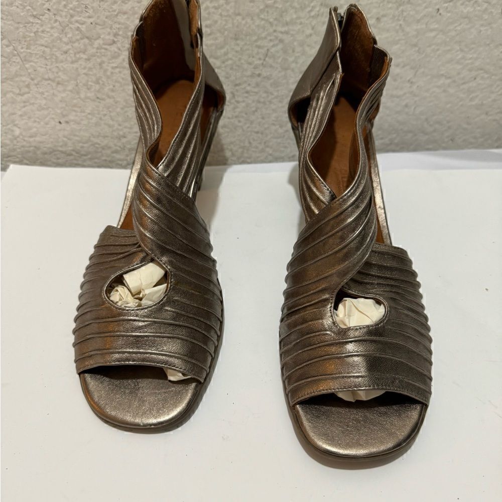 Gentle Souls Osaka Rama pewter leather heel sandal